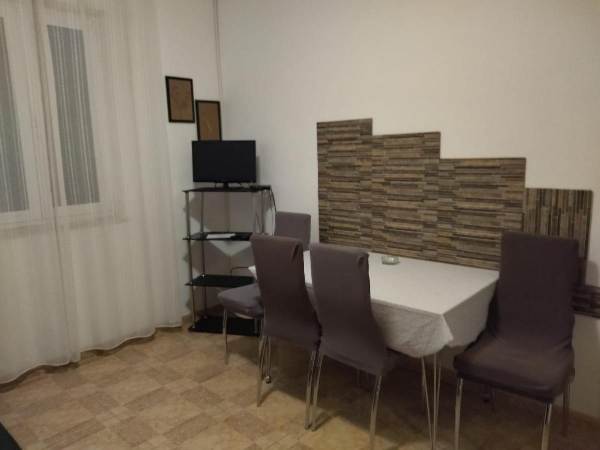 Apartments Maja I Mate Sucuraj Luaran gambar